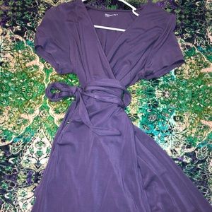 Gap Maternity purple wrap dress size XL